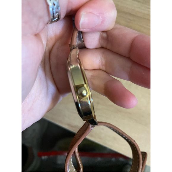 Stuhrling Soiree Deauville 23K Gold Fused SS Sport Watch, Leather Wrap Band - Picture 11 of 12